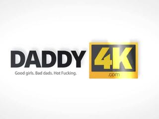 Daddy4k. grown-up uomo ancora lattina satisfy tutto sporco esigenze di un giovane seduttrice