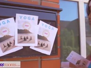 Ginástica quartos x classificado vídeo ioga para grande tetas asiática lésbica: xxx vídeo af
