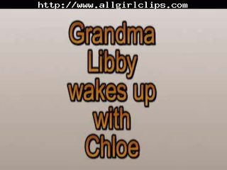 Бабця libby wakes вгору з хлоя