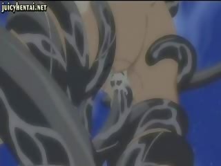 Hindi maamo anime natagos sa pamamagitan ng tentacles