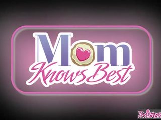 Mom knows best - joseline kelly julia ann - hairdressers do it with style - twistys