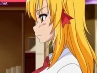 Anime blond mit massiv brüste
